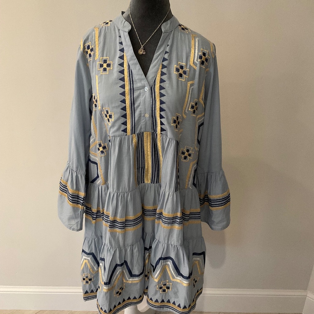 Cotton dress, one size, embroidered, never worn